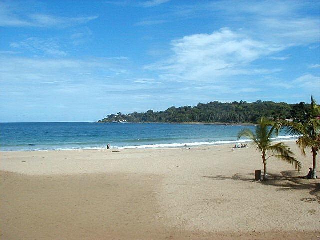 Hotel Roca Mar Playa Bonita à Puerto Limon Extérieur photo